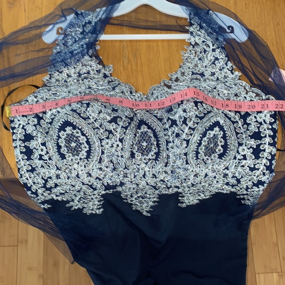 Elizabeth K - GL1839 Appliqued Bodice High Slit Long Dress - Picture 6 of 7